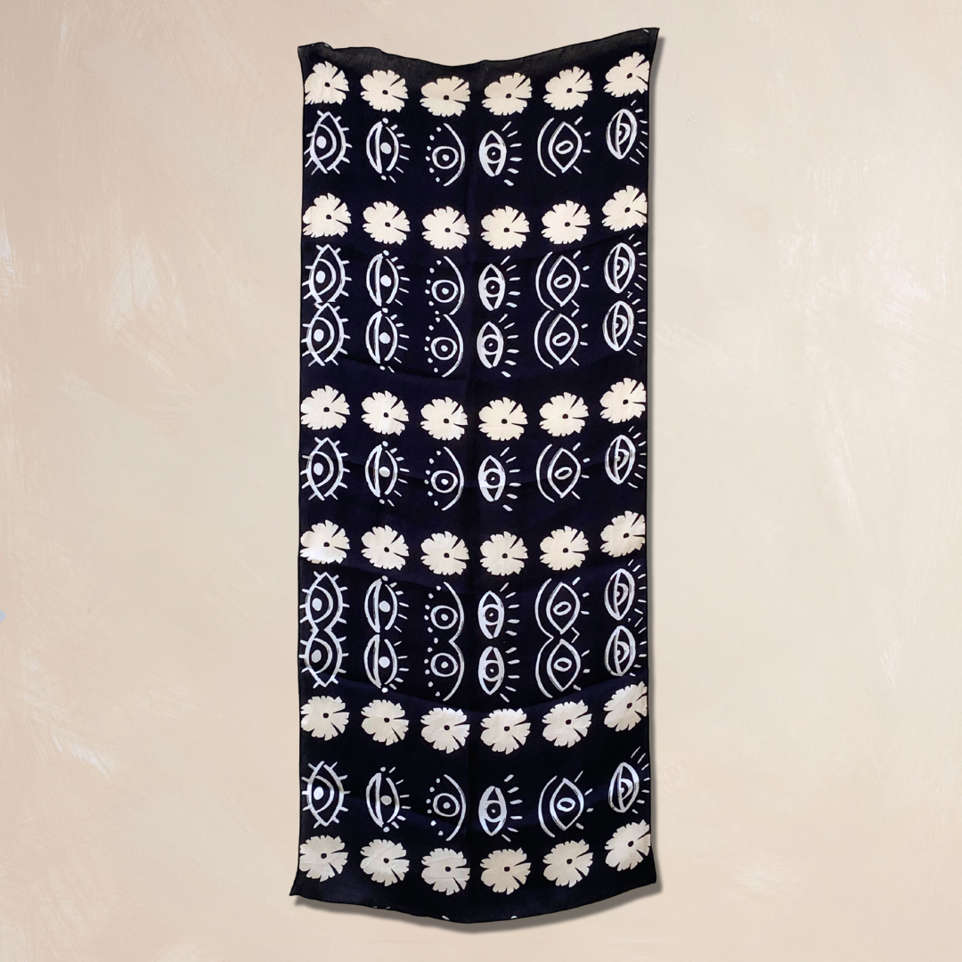 INTUITION (black) | Qrown Jewel Satin Accent Scarf